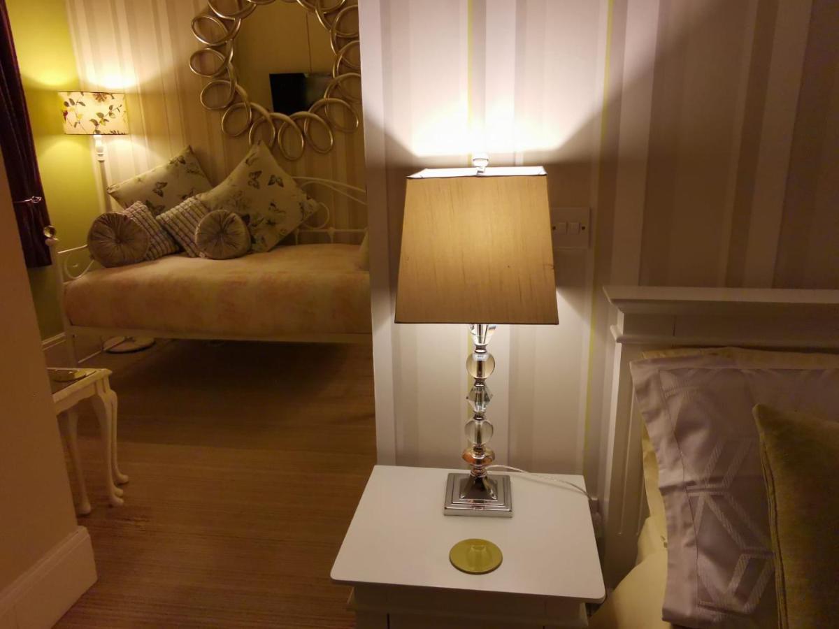 Vale House Bed & Breakfast Саутпорт Екстериор снимка