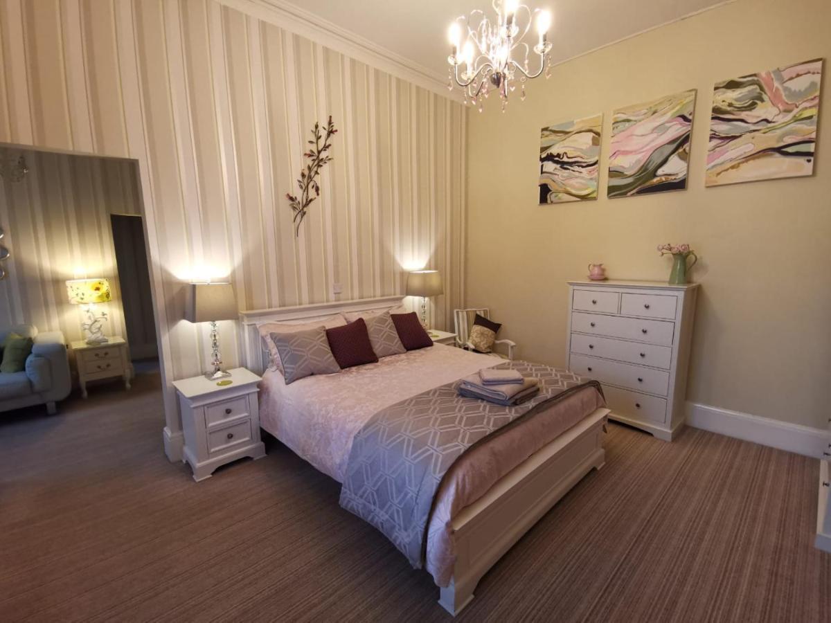 Vale House Bed & Breakfast Саутпорт Екстериор снимка